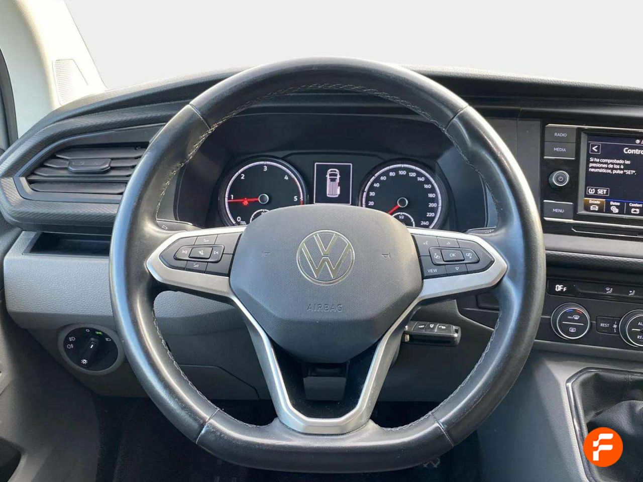 Foto Volkswagen Caravelle 12