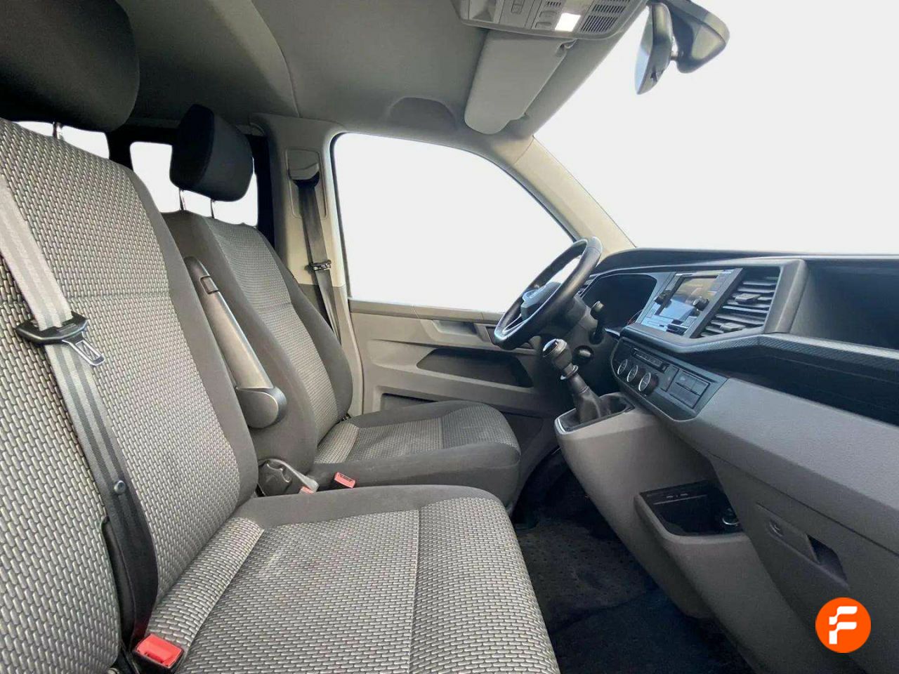 Foto Volkswagen Caravelle 14