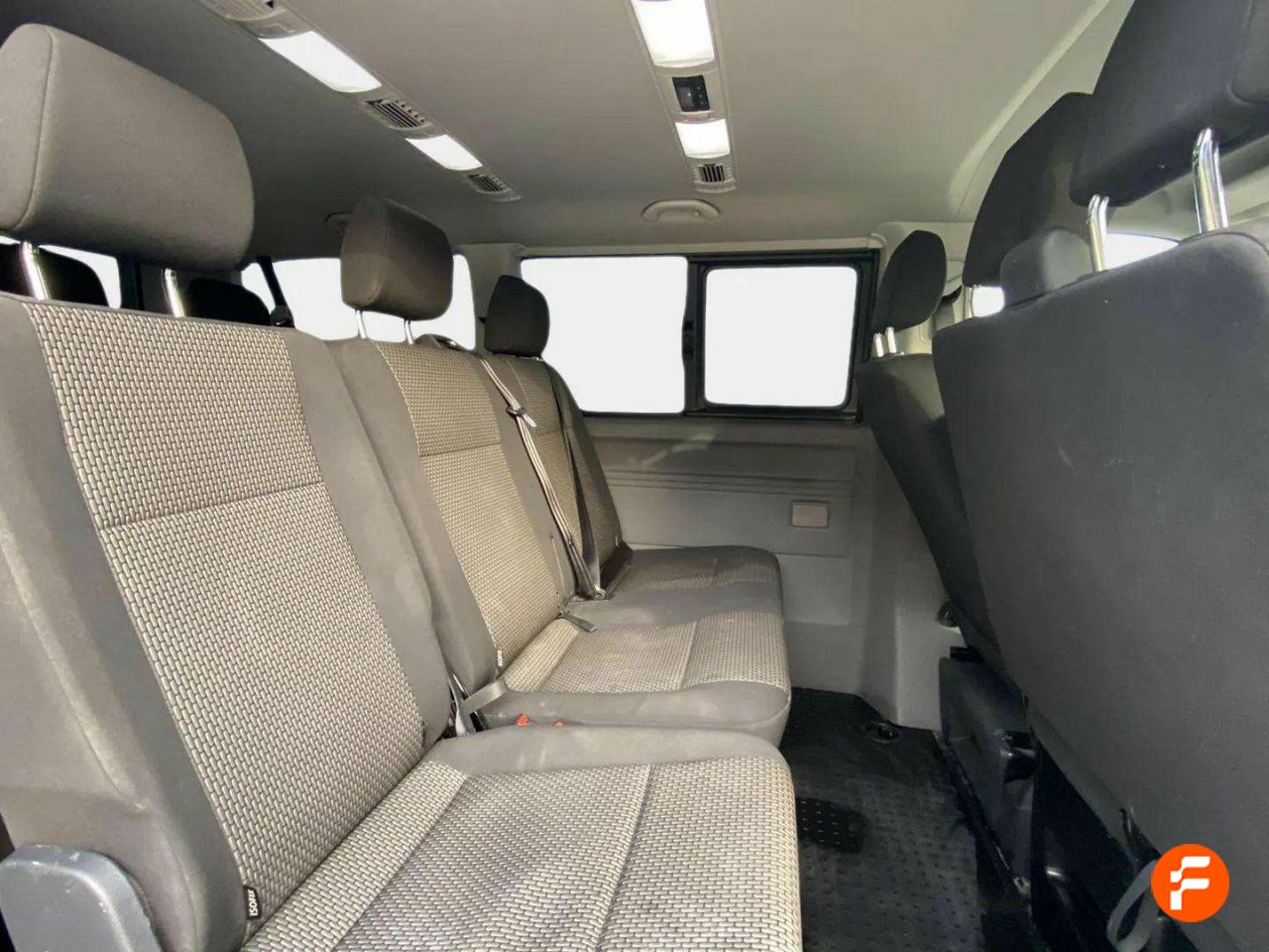 Foto Volkswagen Caravelle 15