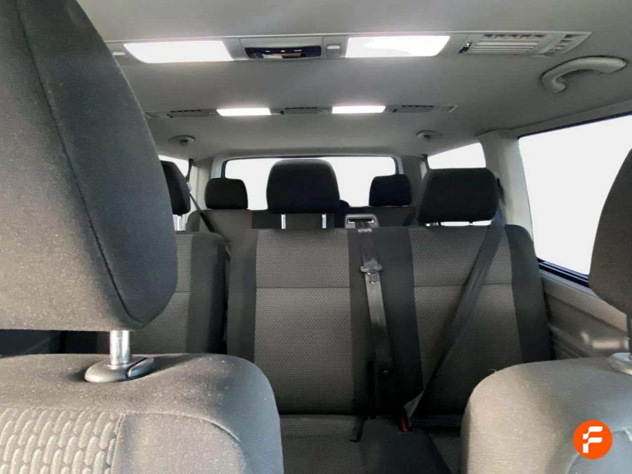 Foto Volkswagen Caravelle 16