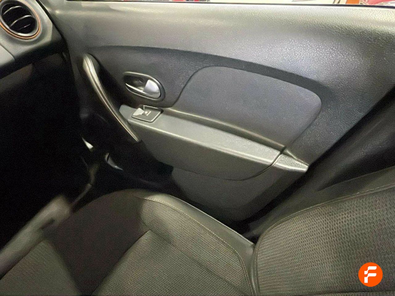 Foto Dacia Sandero 12