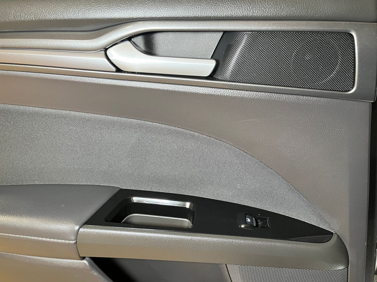 Foto Ford Mondeo 28