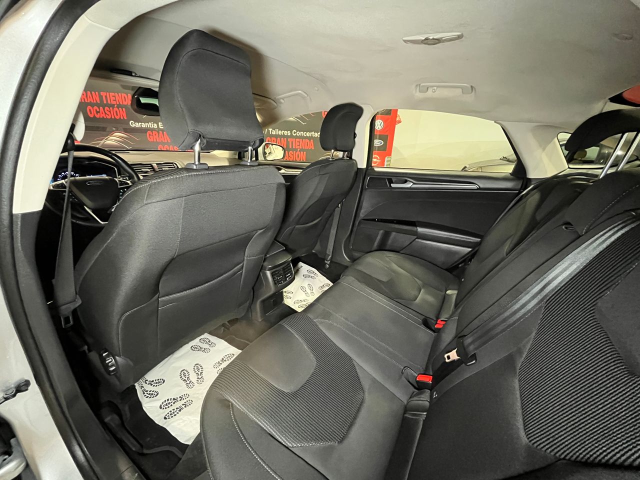 Foto Ford Mondeo 30