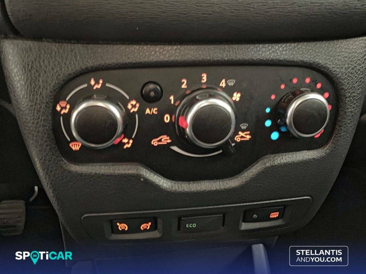 Foto Dacia Lodgy 21