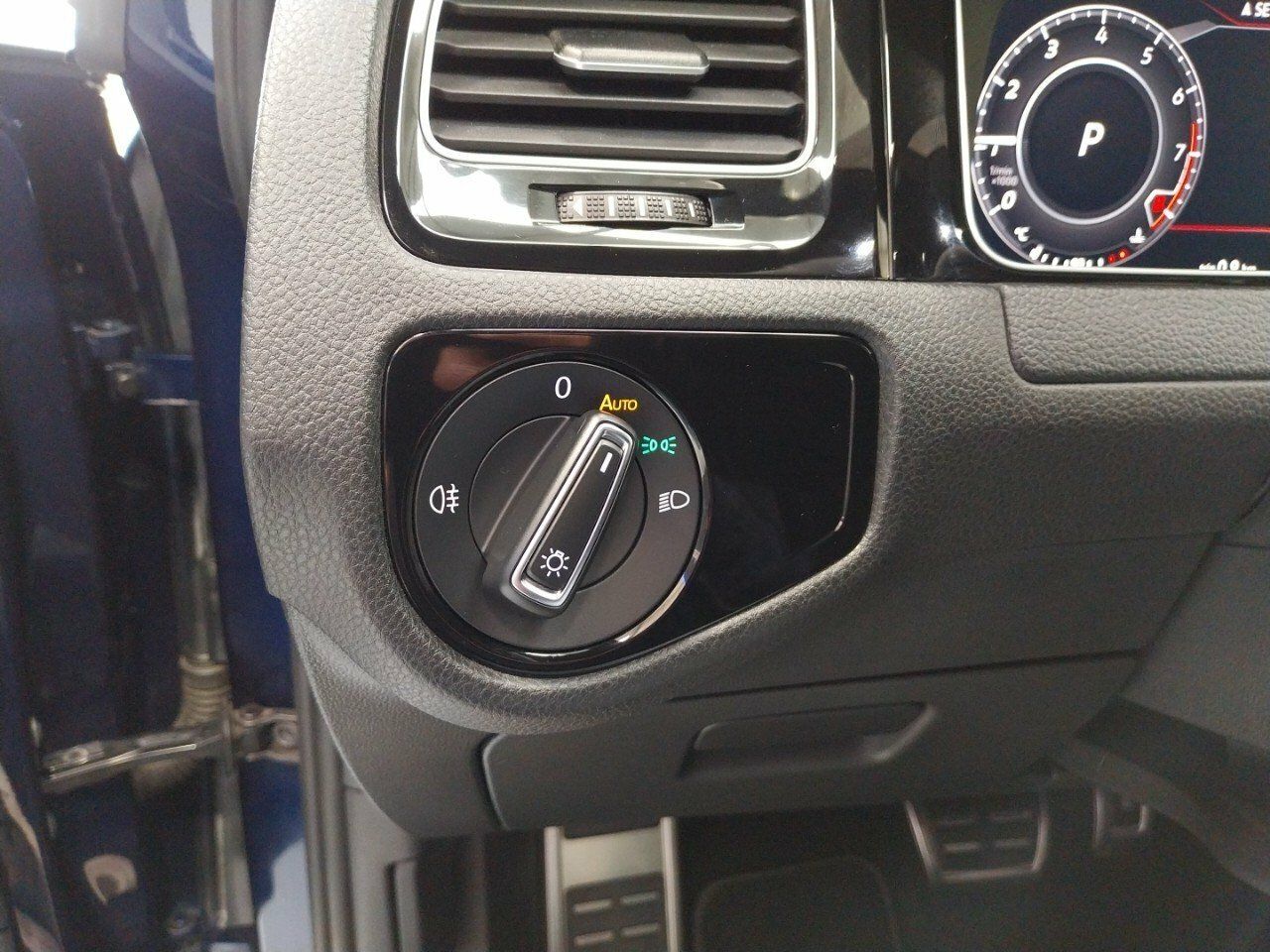 Foto Volkswagen Golf 14