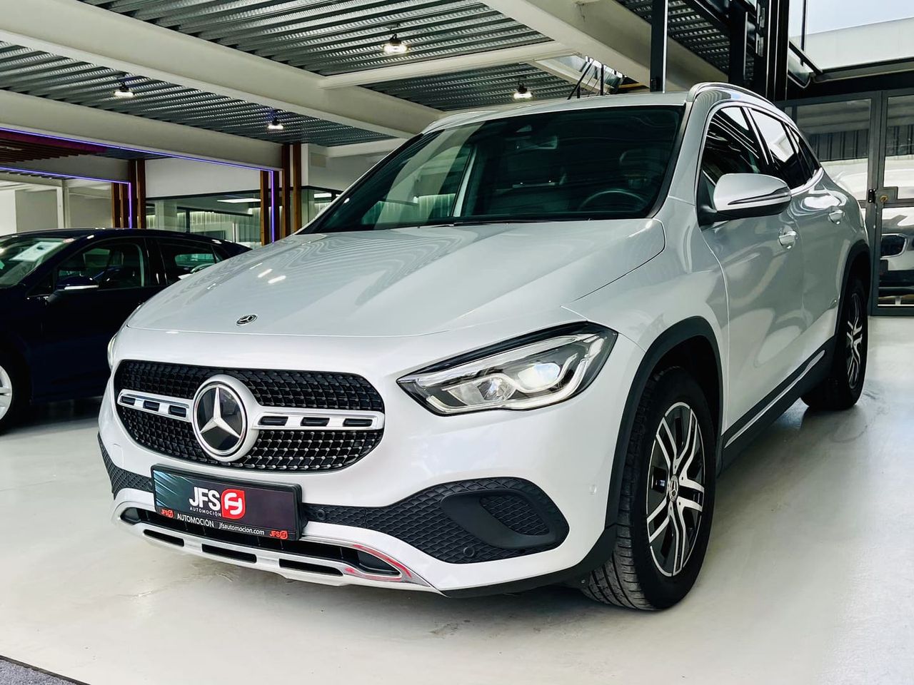 Foto Mercedes-Benz Clase GLA 2