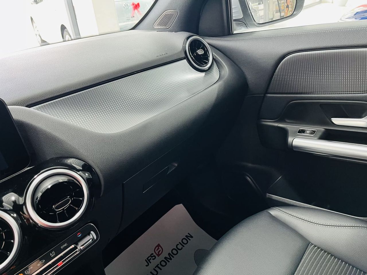 Foto Mercedes-Benz Clase GLA 17