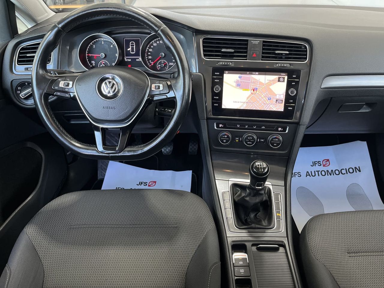 Foto Volkswagen Golf 9