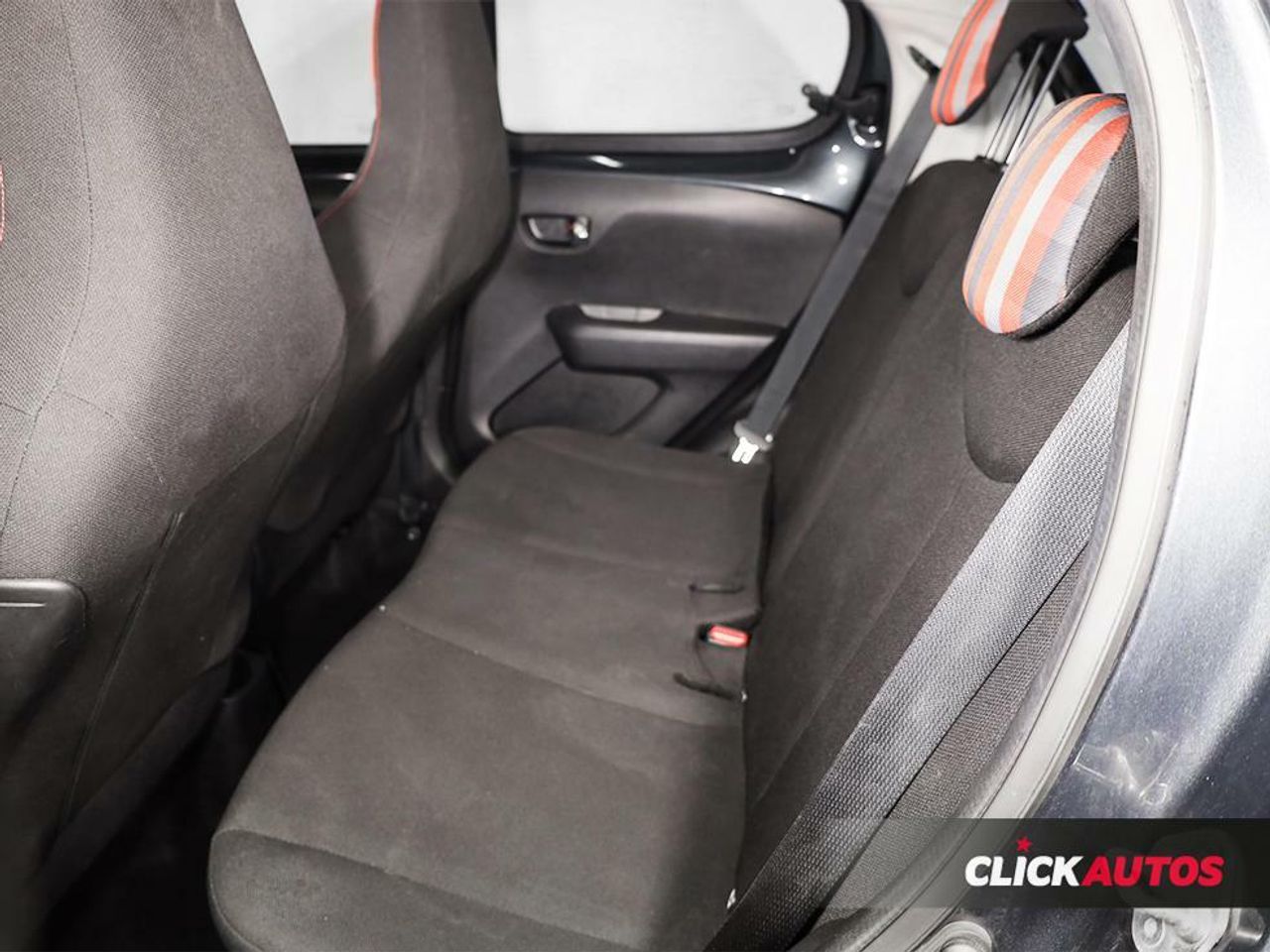 Foto Peugeot 108 13