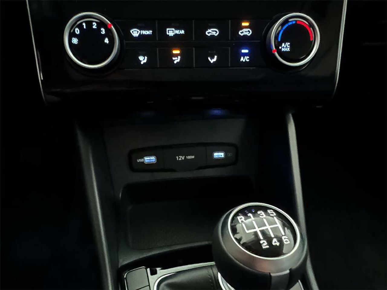 Foto Hyundai Tucson 13