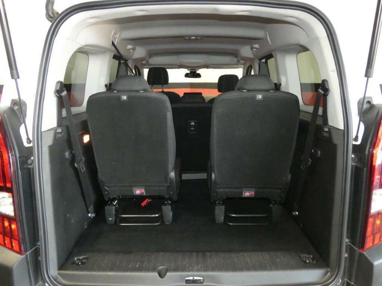 Foto Peugeot Rifter 16
