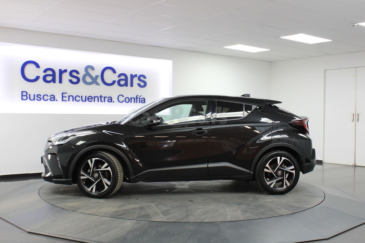 Foto Toyota C-HR 26
