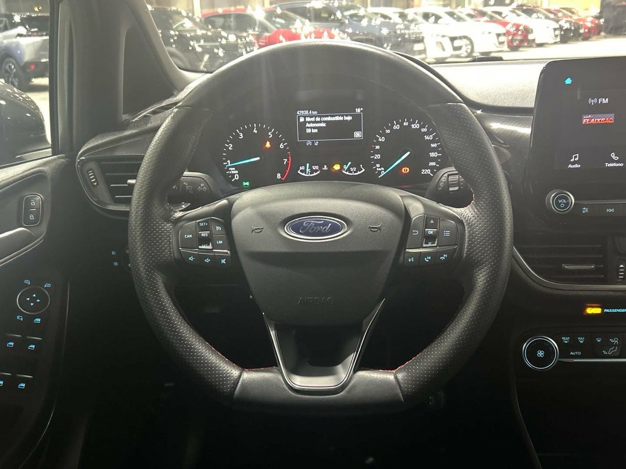 Foto Ford Fiesta 16