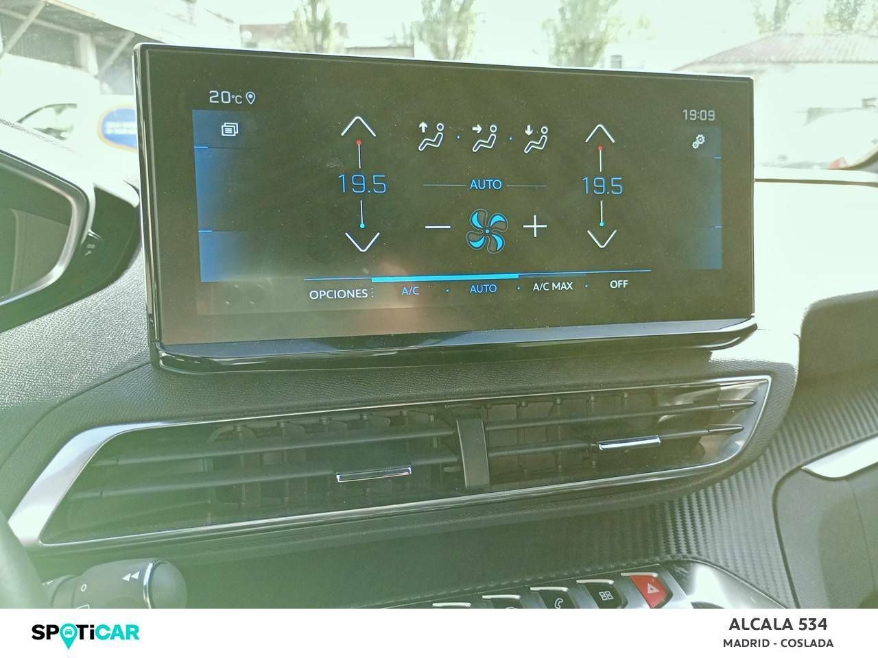 Foto Peugeot 5008 17