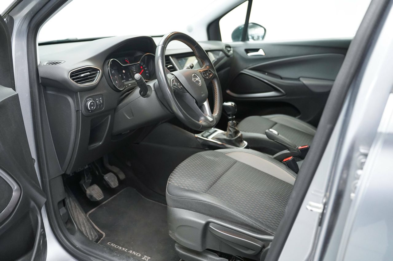 Foto Opel Crossland X 14