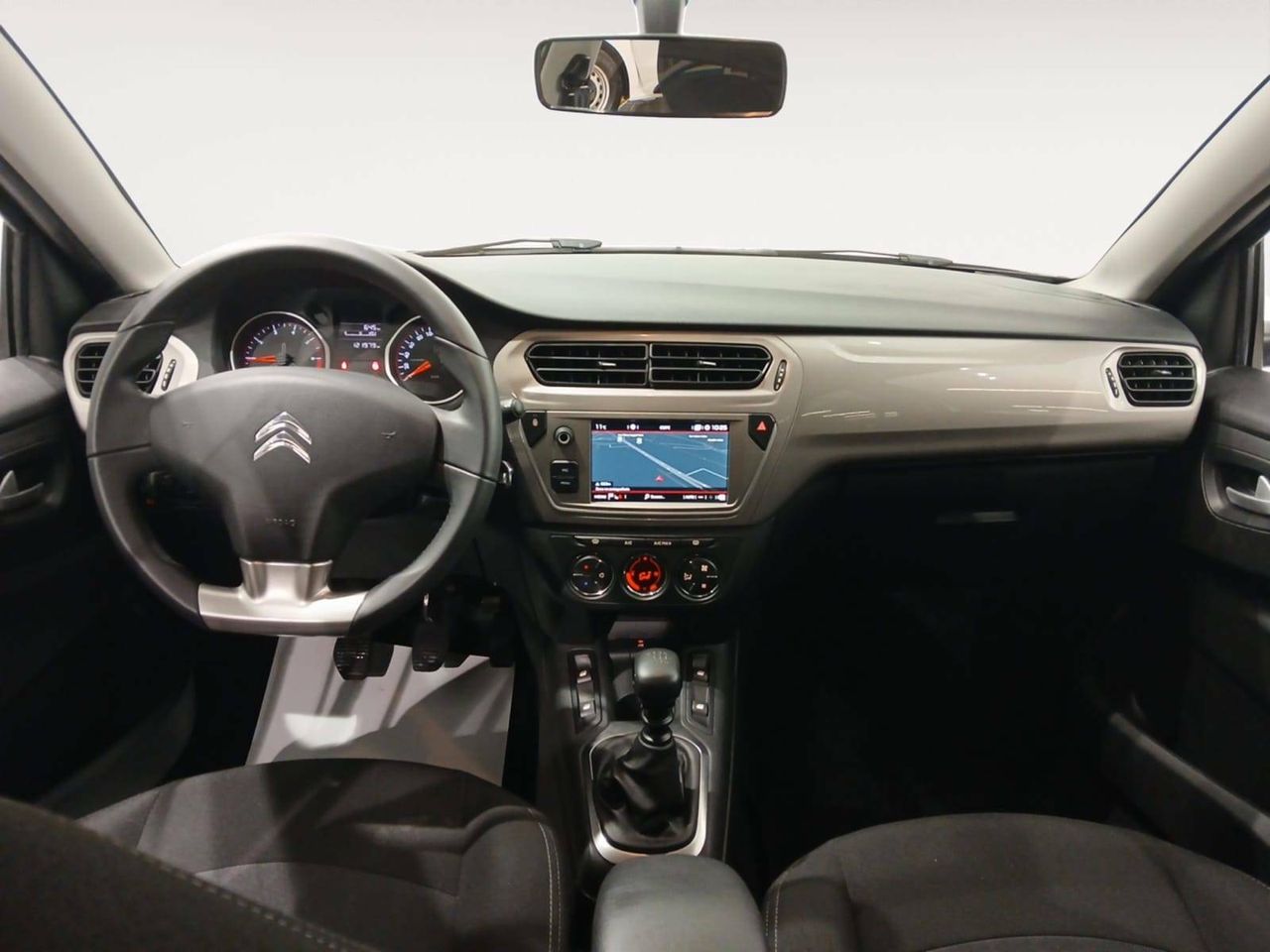 Foto Citroën C-Elysèe 8