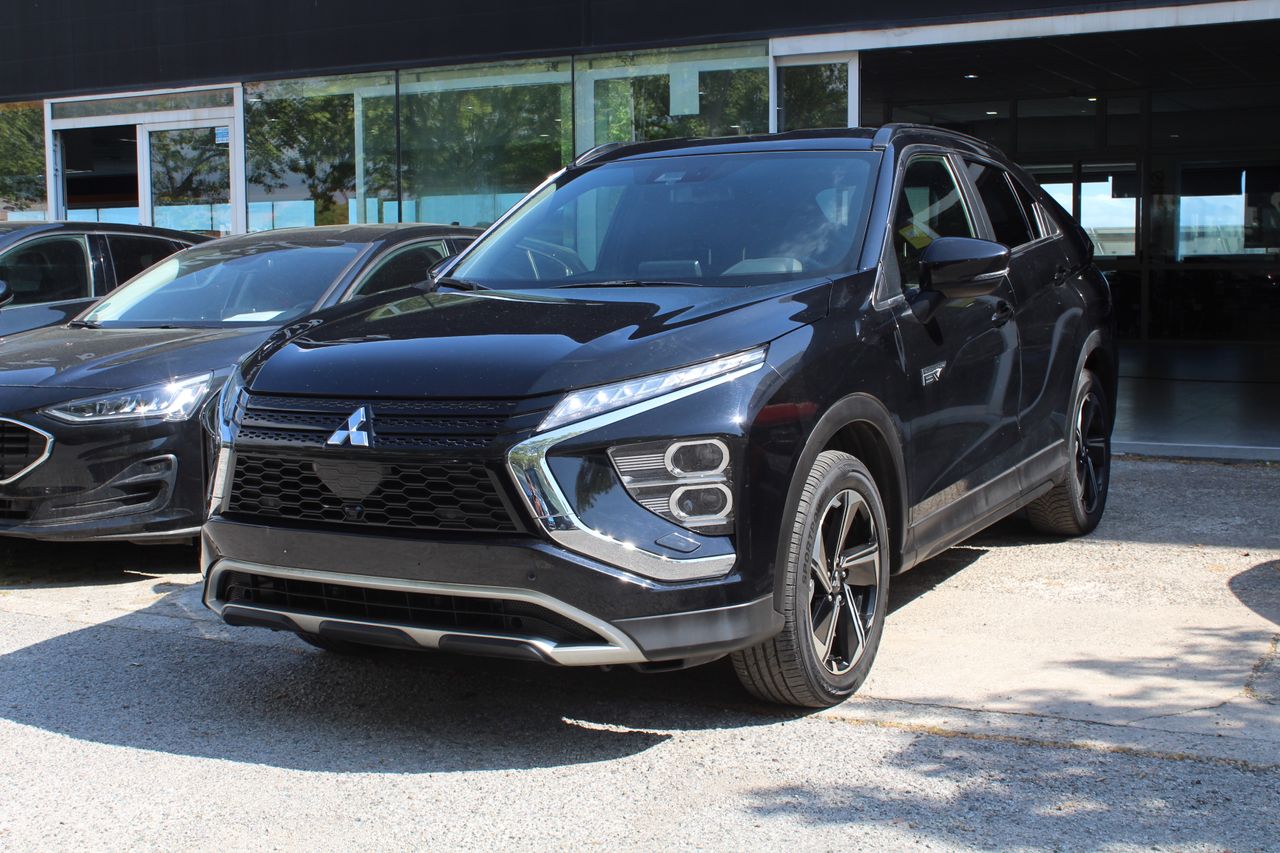 Foto Mitsubishi Eclipse Cross 2