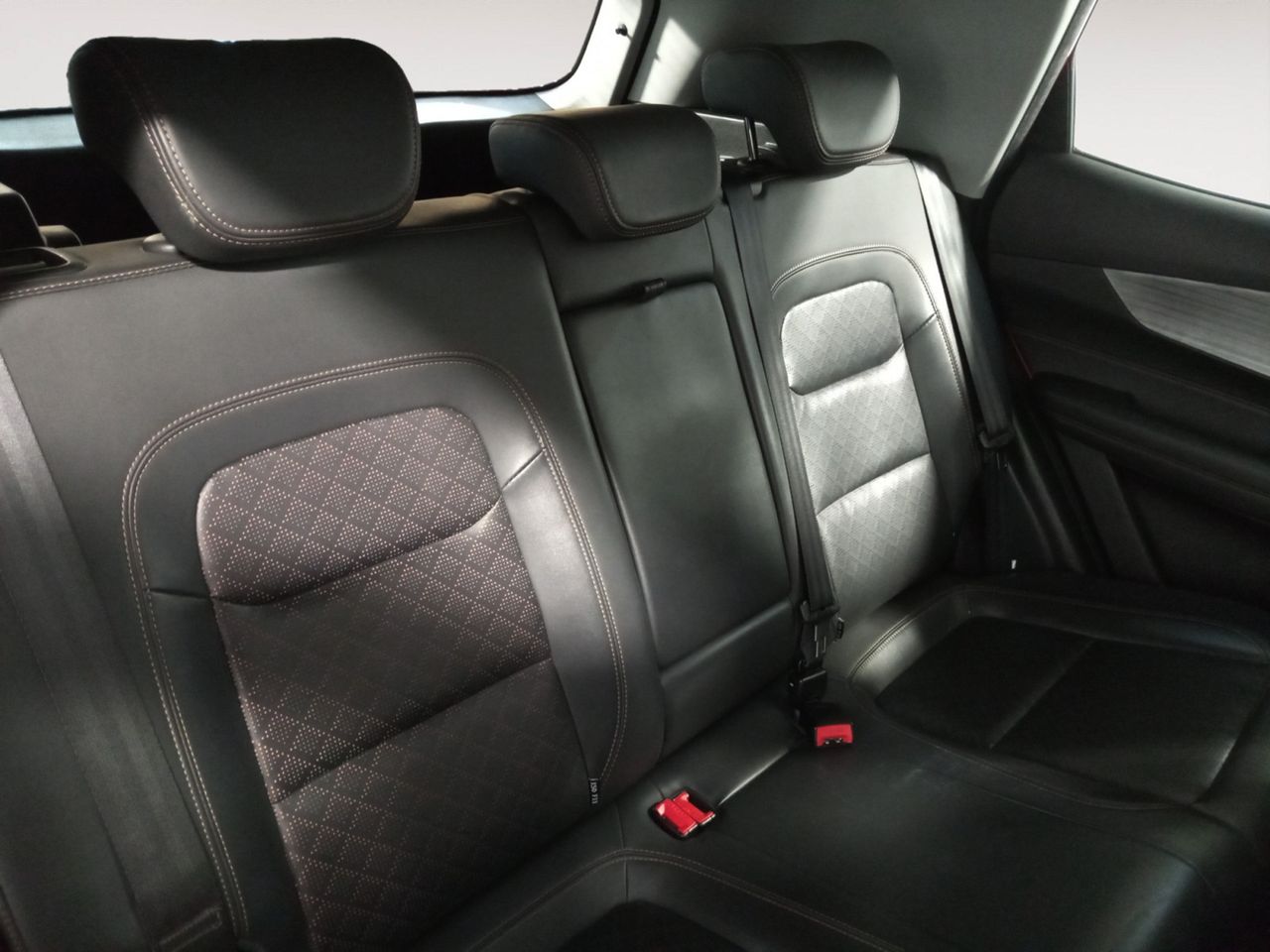 Foto DR Automobiles DR5 9
