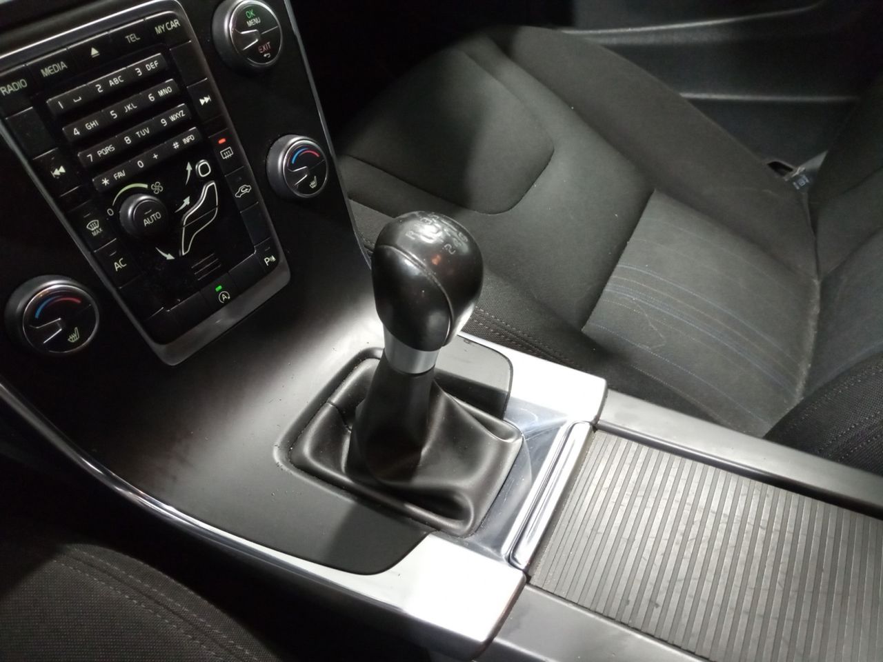 Foto Volvo V60 12