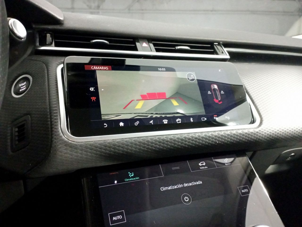 Foto Land-Rover Range Rover Velar 18