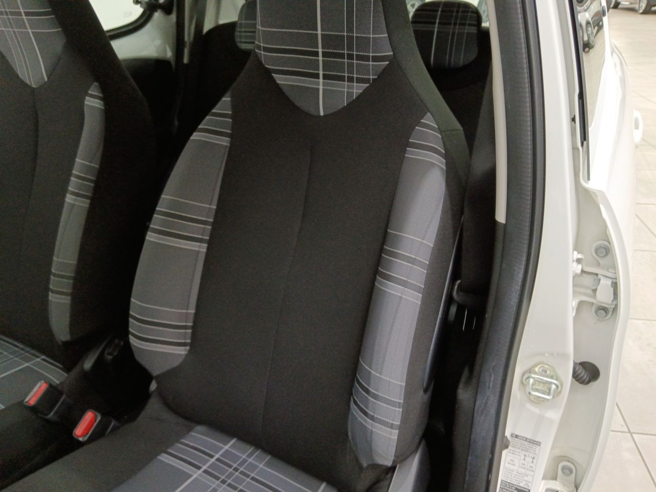 Foto Peugeot 108 19