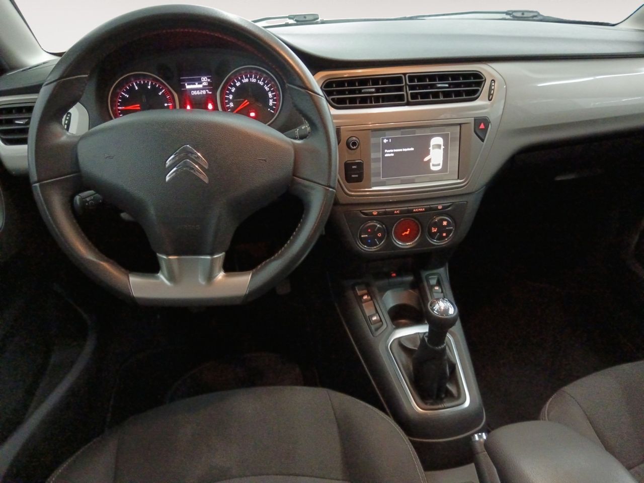 Foto Citroën C-Elysèe 6
