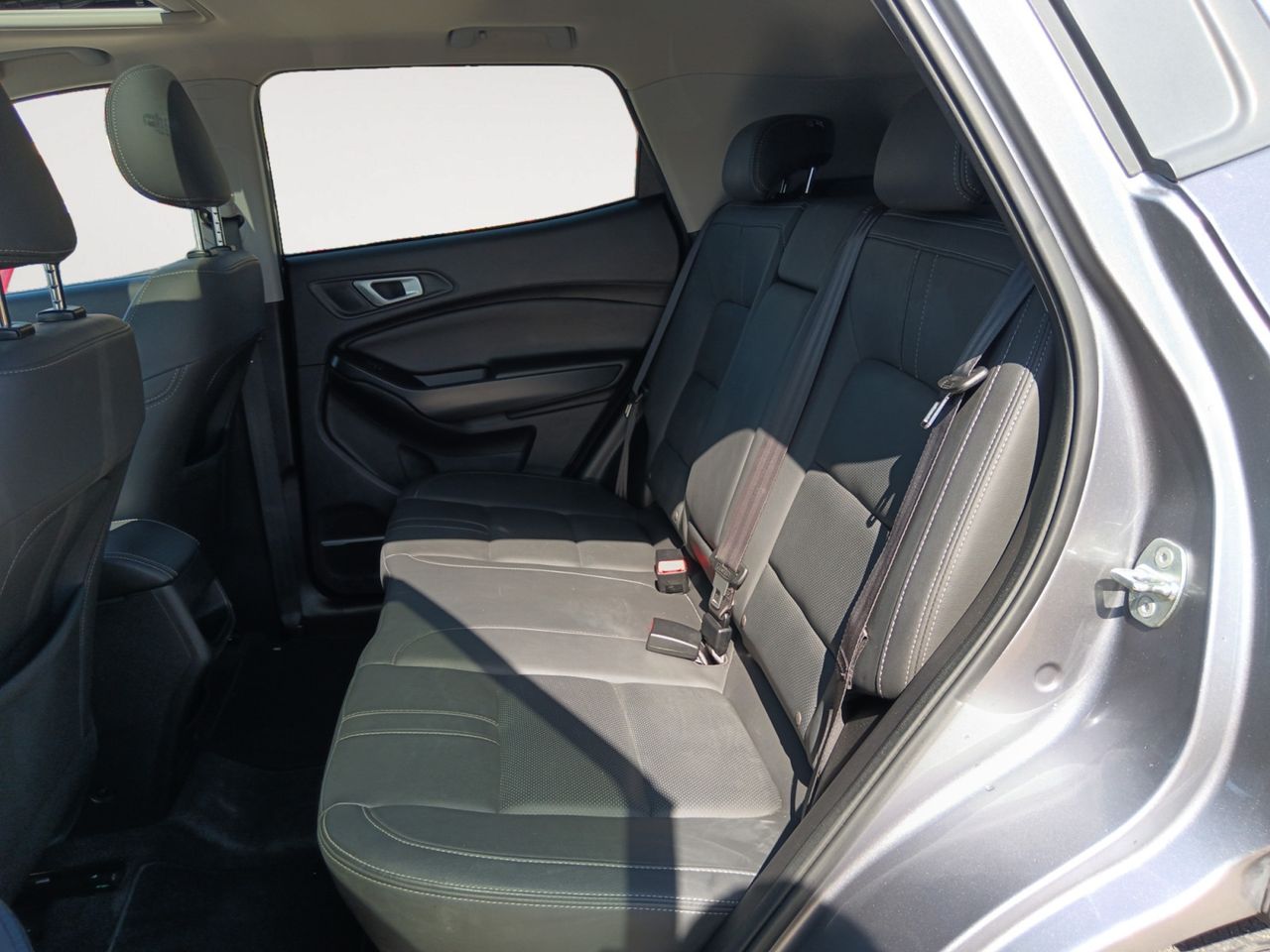 Foto DR Automobiles DR4 9