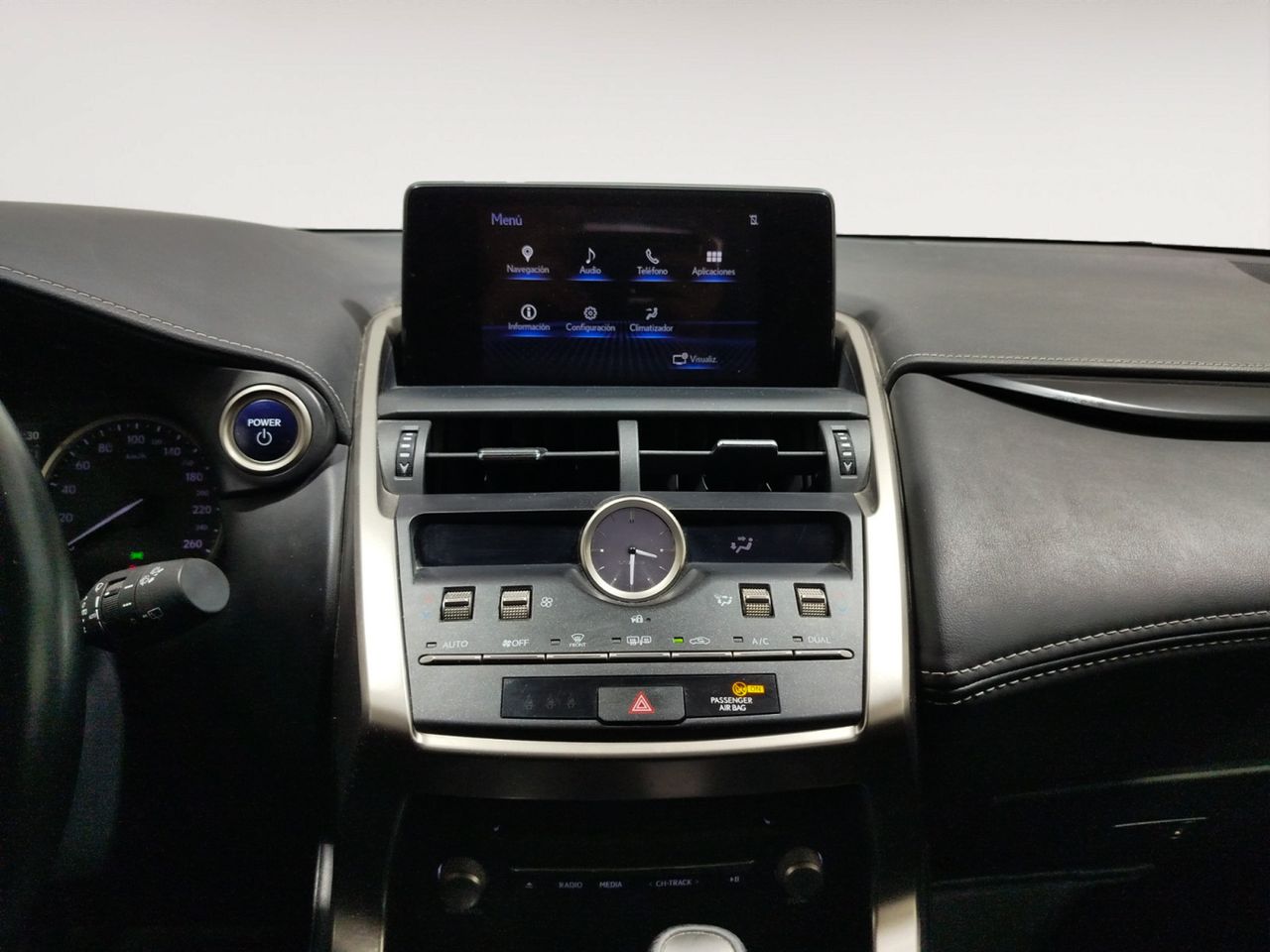Foto Lexus NX 15