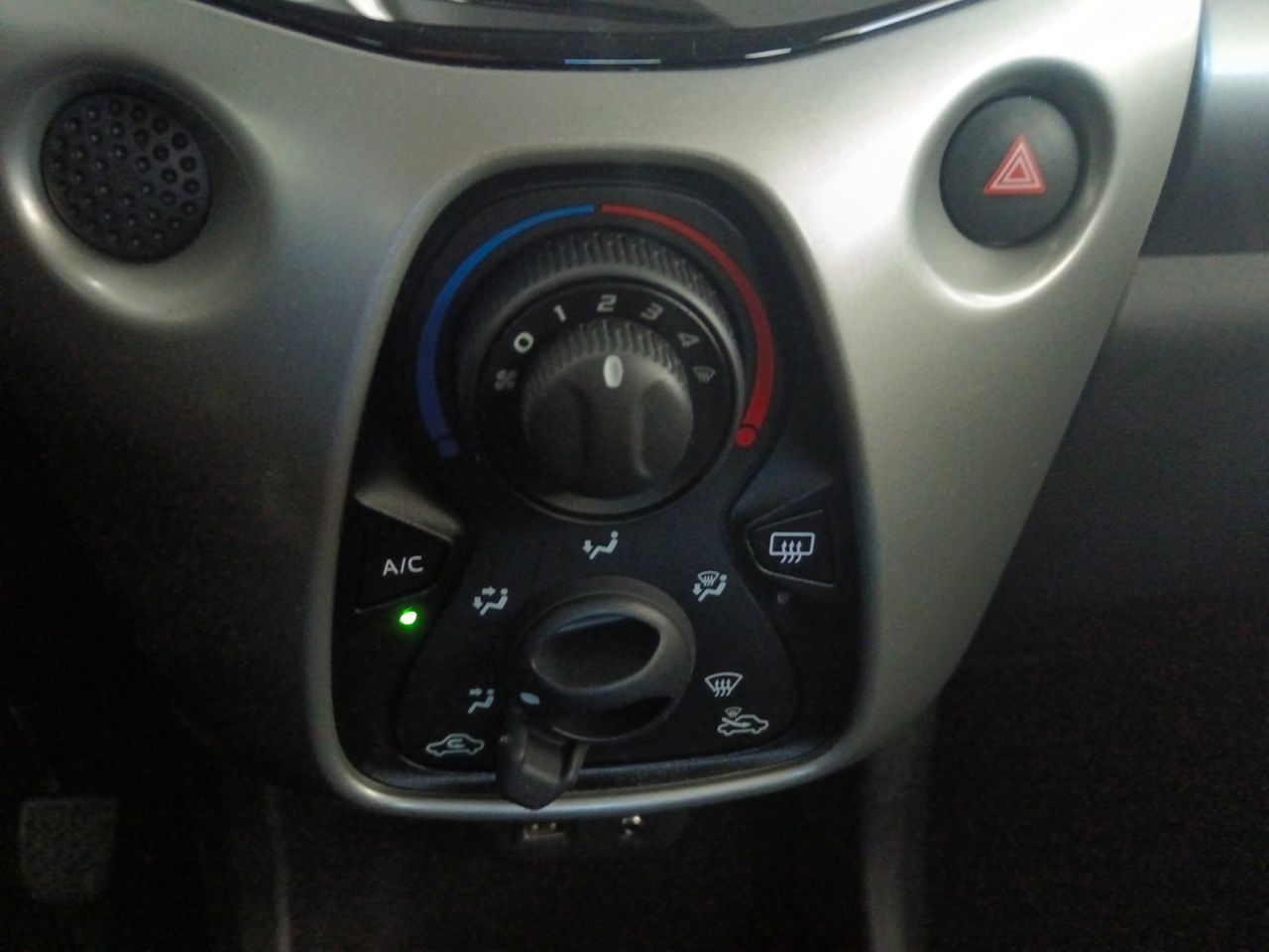 Foto Citroën C1 16