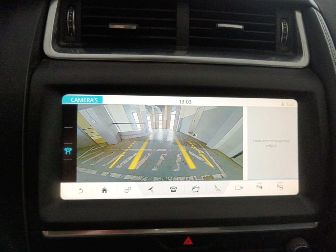 Foto Jaguar E-Pace 18