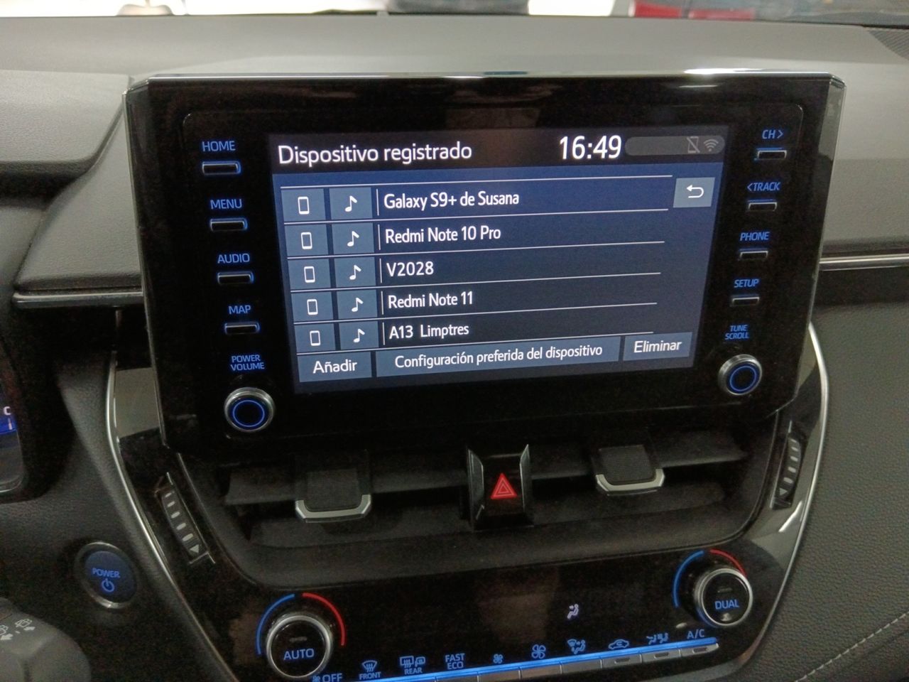 Foto Toyota Corolla 16