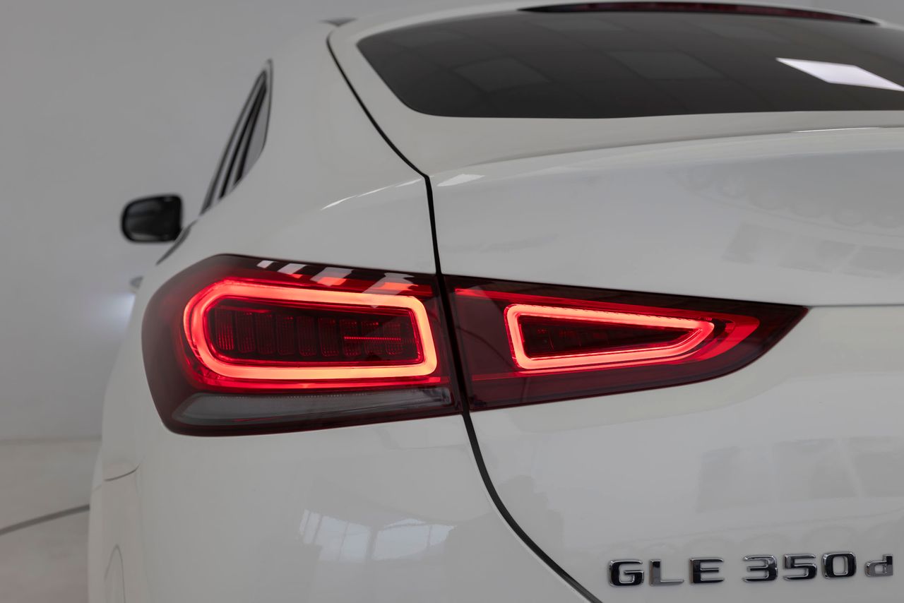 Foto Mercedes-Benz Clase GLE 77
