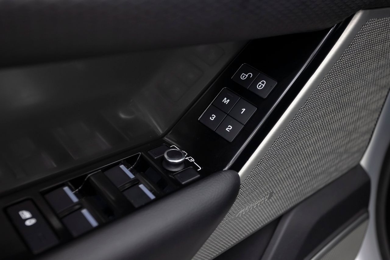Foto Land-Rover Range Rover Velar 8