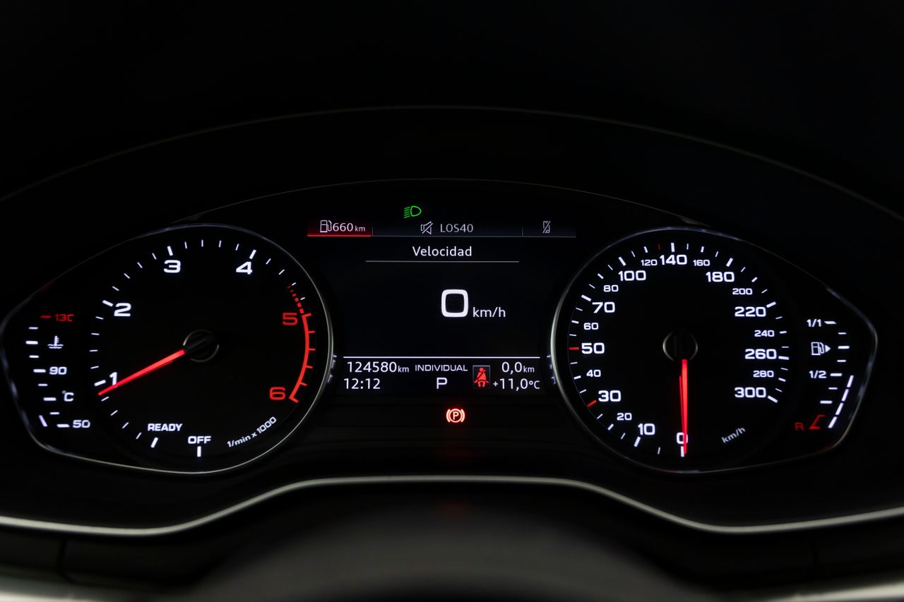Foto Audi A4 4