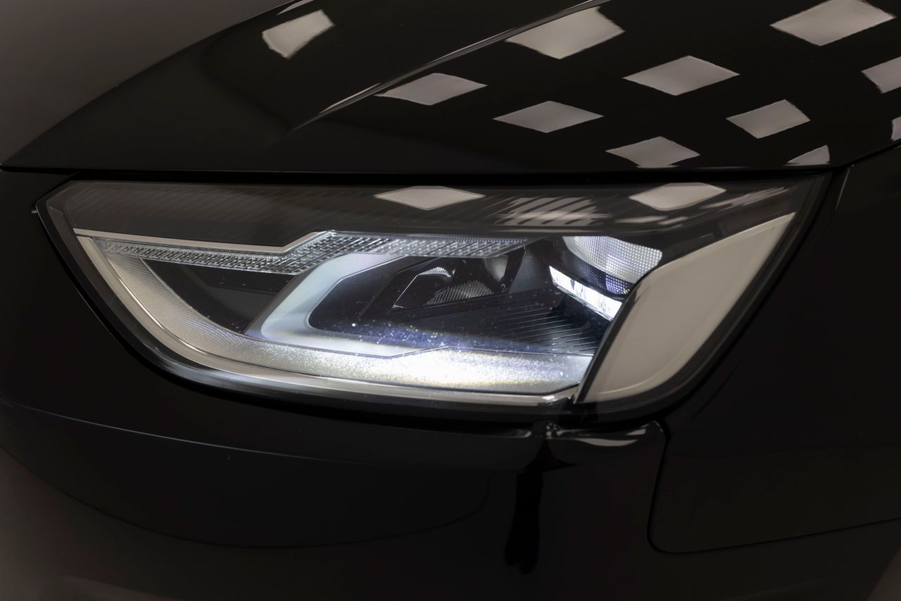 Foto Audi A4 12