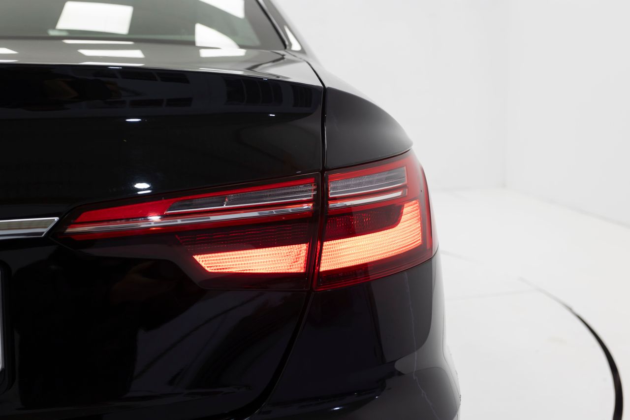Foto Audi A4 14