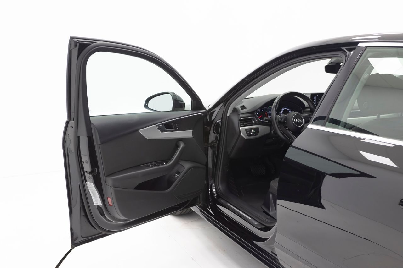 Foto Audi A4 27