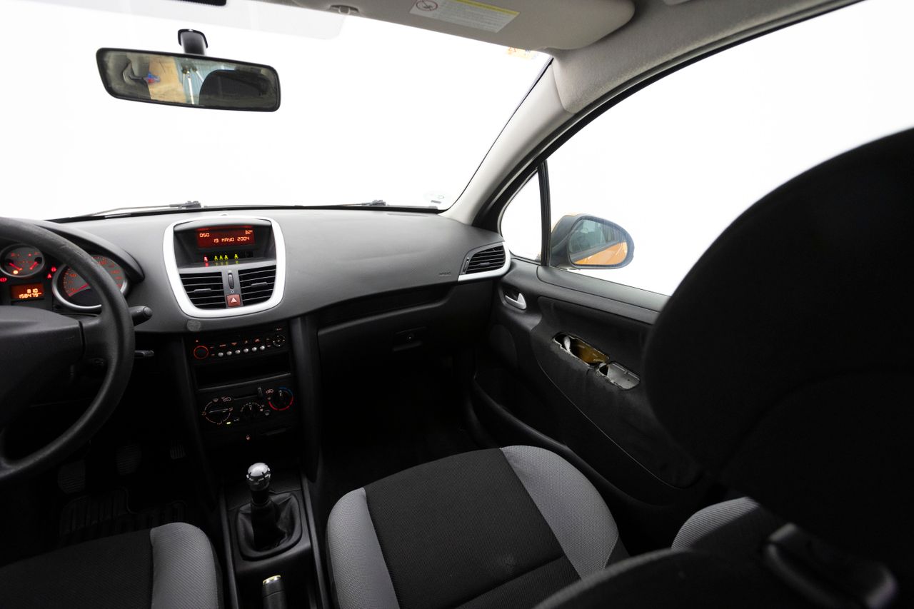 Foto Peugeot 207 13