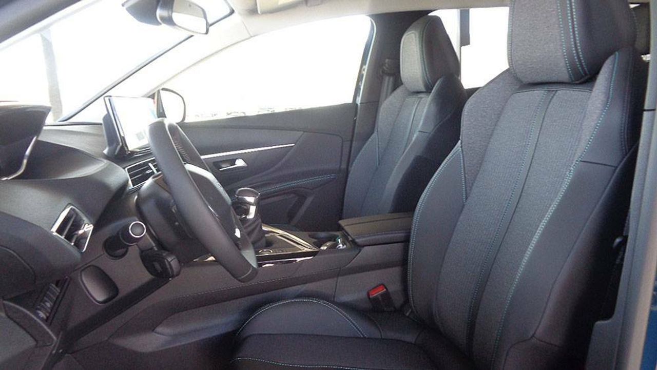 Foto Peugeot 5008 8