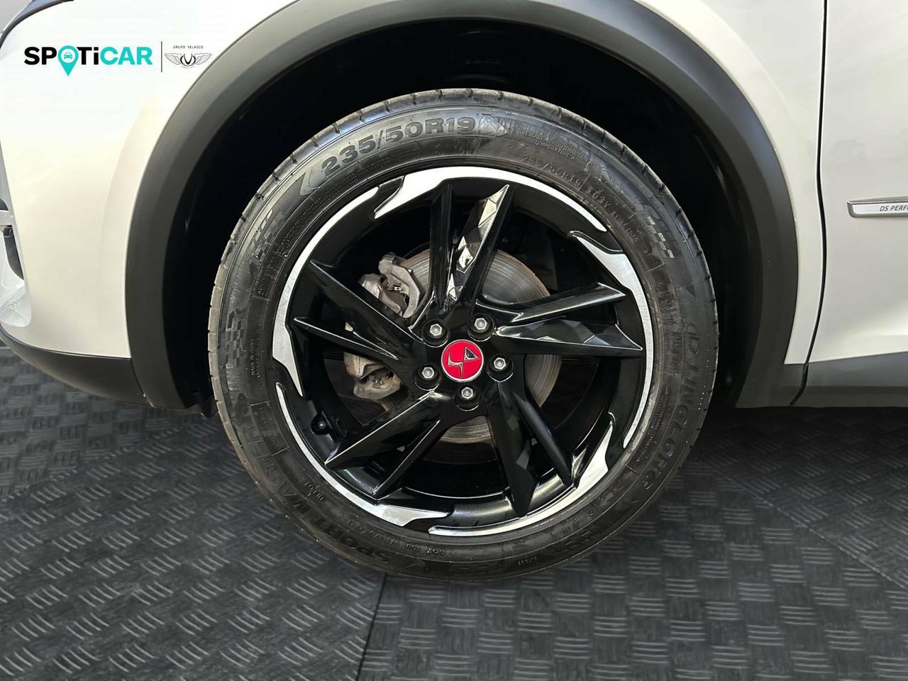 Foto DS Automobiles DS 7 14