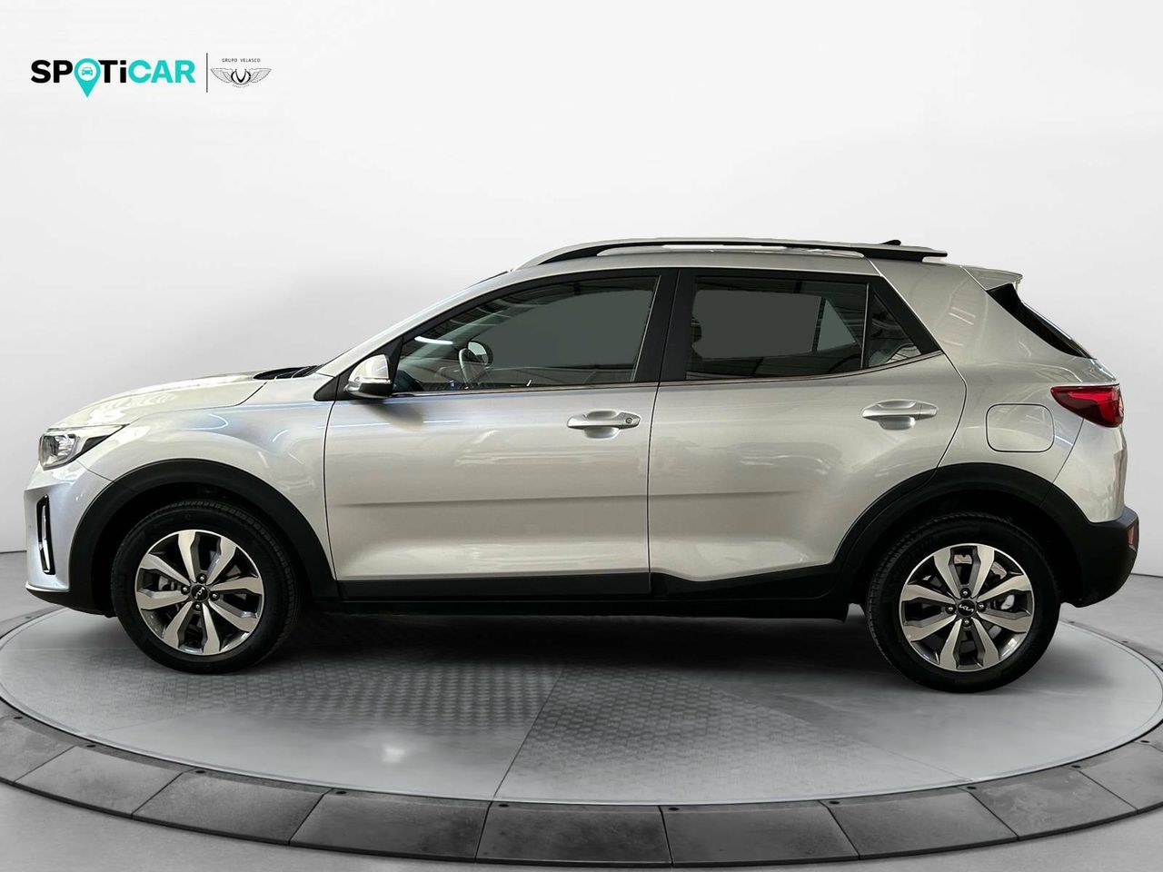 Foto Kia Stonic 2