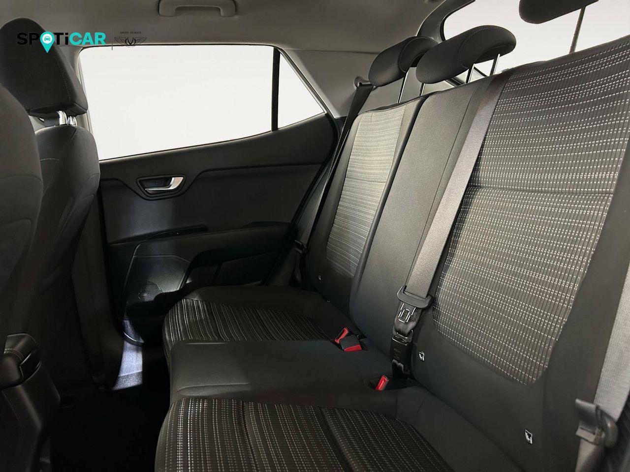 Foto Kia Stonic 13