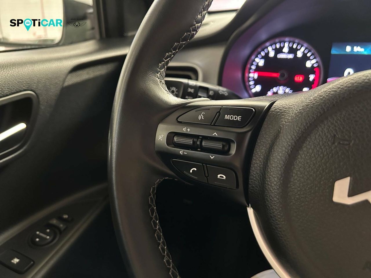 Foto Kia Stonic 21