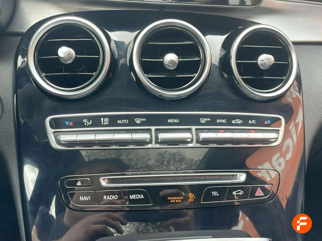 Foto Mercedes-Benz Clase C 27