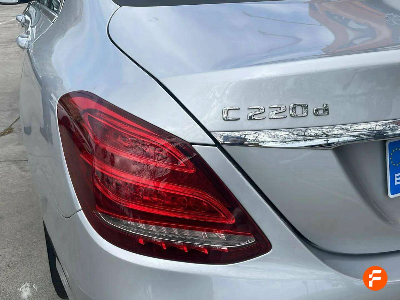 Foto Mercedes-Benz Clase C 33