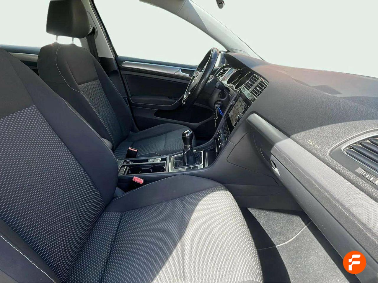 Foto Volkswagen Golf 15