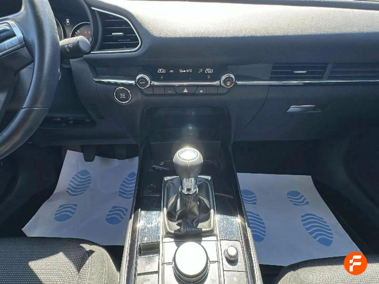 Foto Mazda CX-30 15