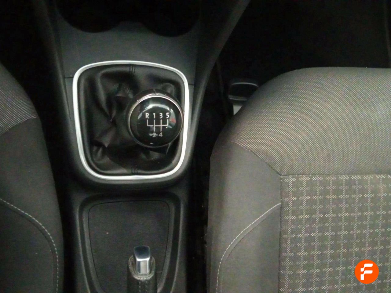 Foto Volkswagen Polo 25