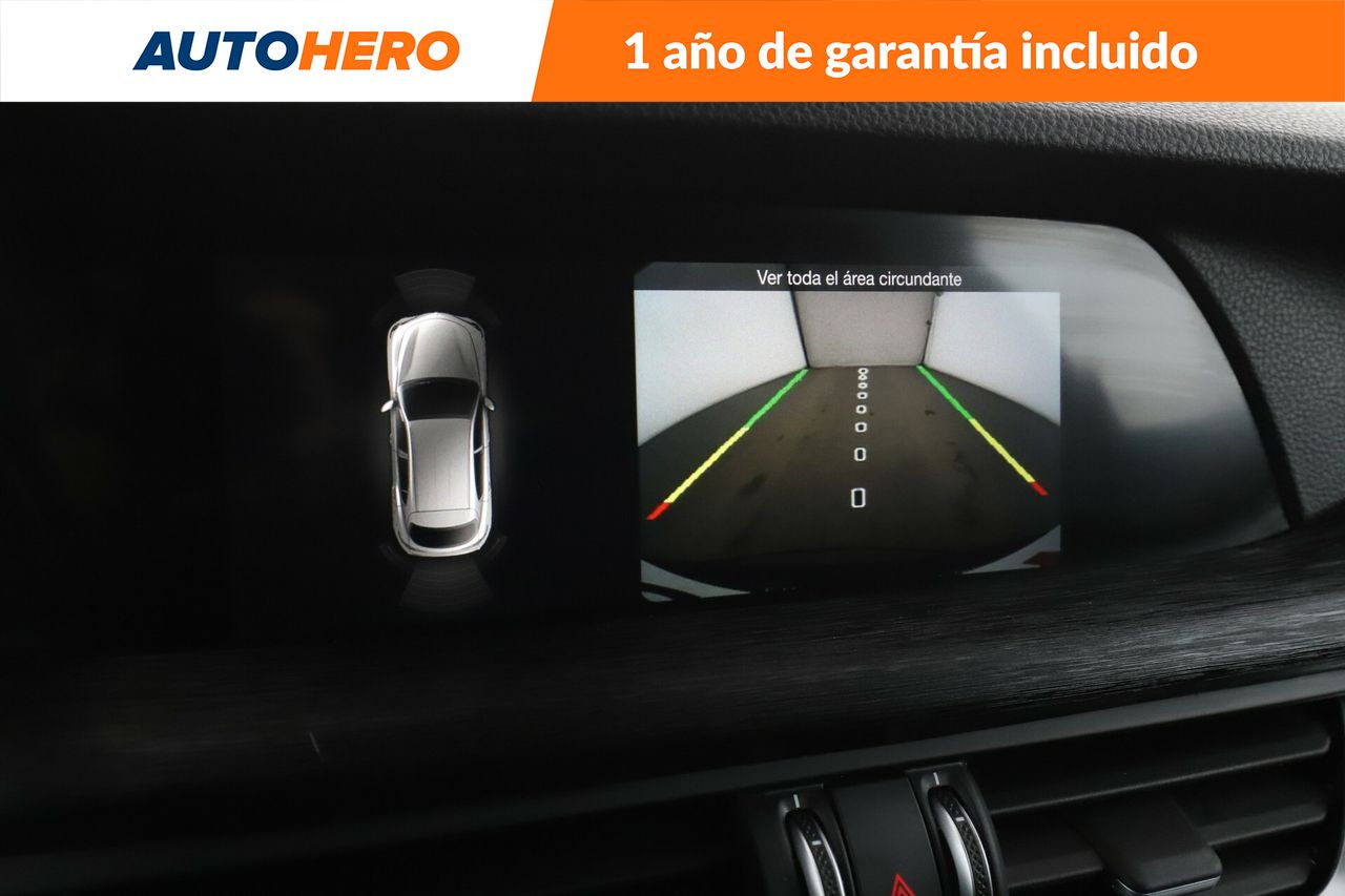 Foto Alfa Romeo Stelvio 33