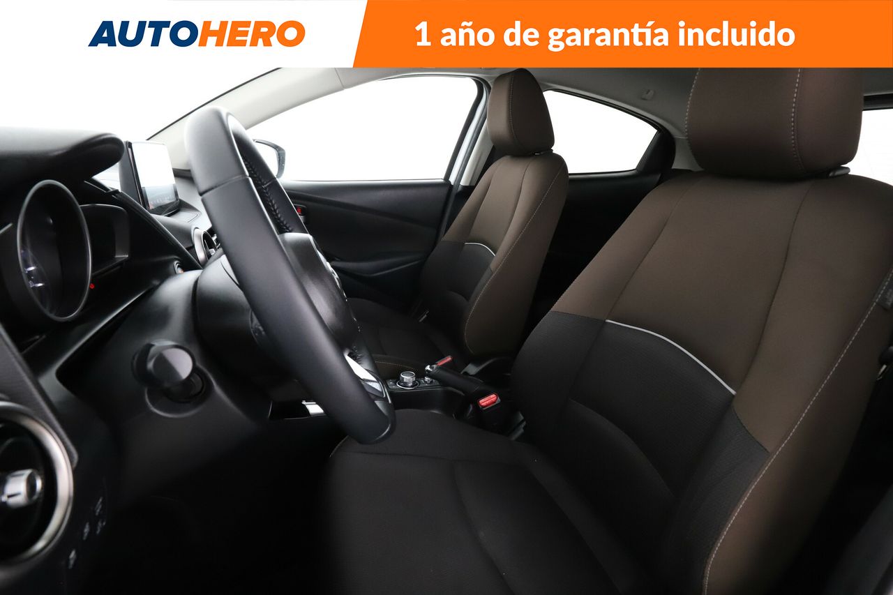 Foto Mazda Mazda2 10